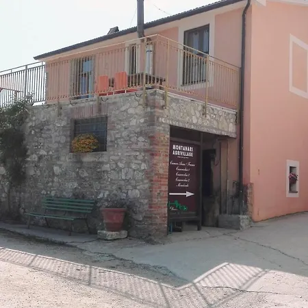 住宿加早餐酒店 Montanari Agrivillage 纳尔尼