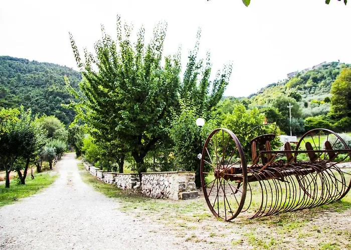 Nocleg ze śniadaniem Montanari Agrivillage 3*