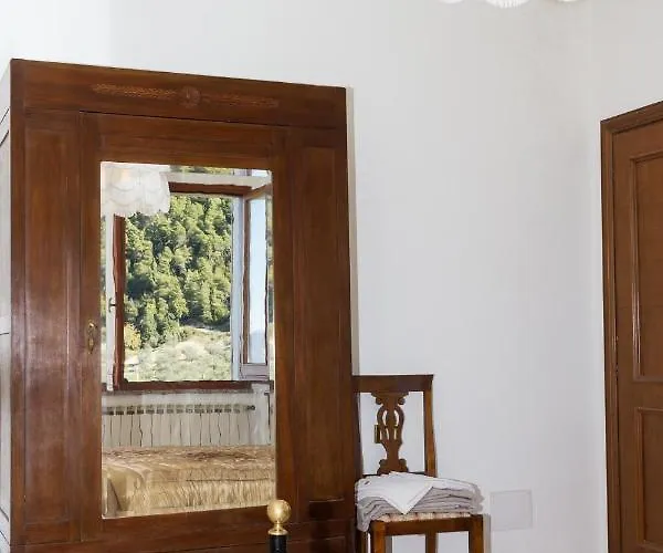 Montanari Agrivillage Nocleg ze śniadaniem 3*